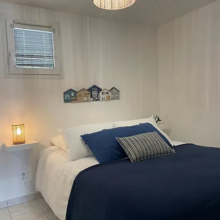 Avec Piscine Lägenhet