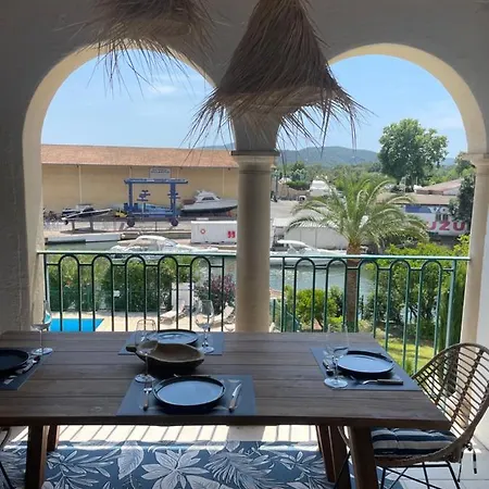 Avec Piscine Lägenhet Grimaud